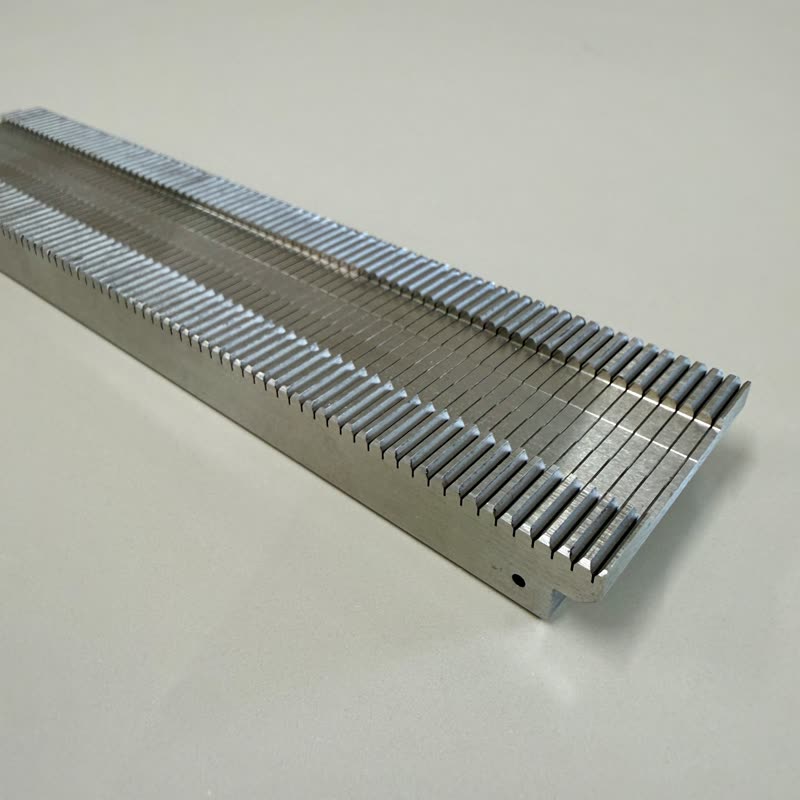 リード線搬送治具｜北陸精機の部品加工・治具設計事例